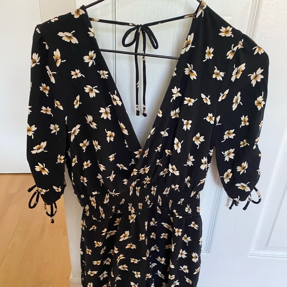TOPSHOP Floral Romper - Picture 3 of 5